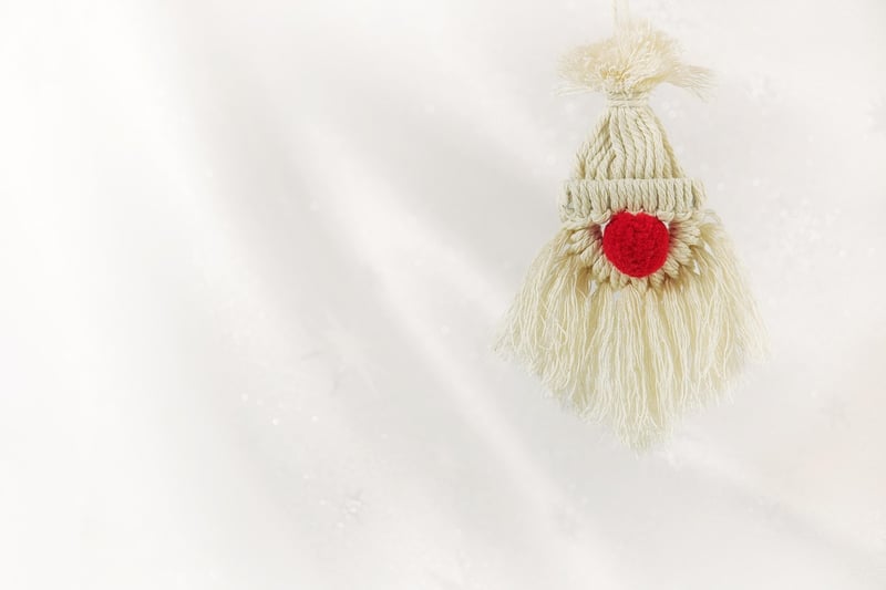 Macrame Hanger